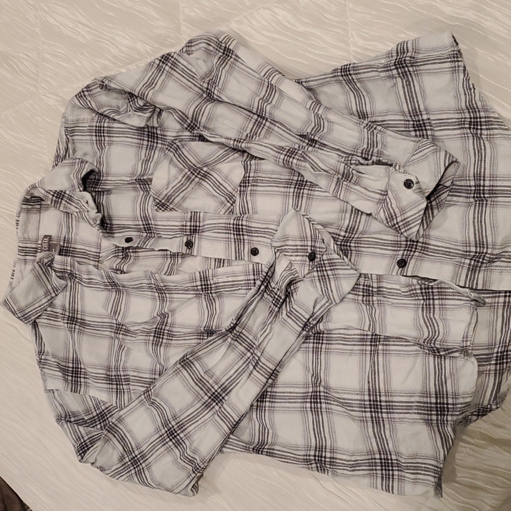Grey plaid with glittery accent button up